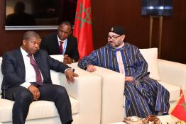 Image du Maroc Professionnelle de  Sa Majesté le Roi Mohammed VI reçoit João Lourenço, président de la République d'Angola en marge du 1er Sommet des Chefs d'Etat et de gouvernement de la Commission Climat et du Fonds bleu du Bassin du Congo  à Brazzaville, le dimanche 29 Avril 2018. (Photo/ SPPR) via Jalilbounhar.com 